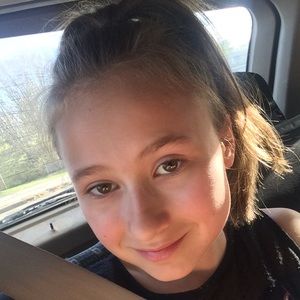 Meet your Posher, Kayla